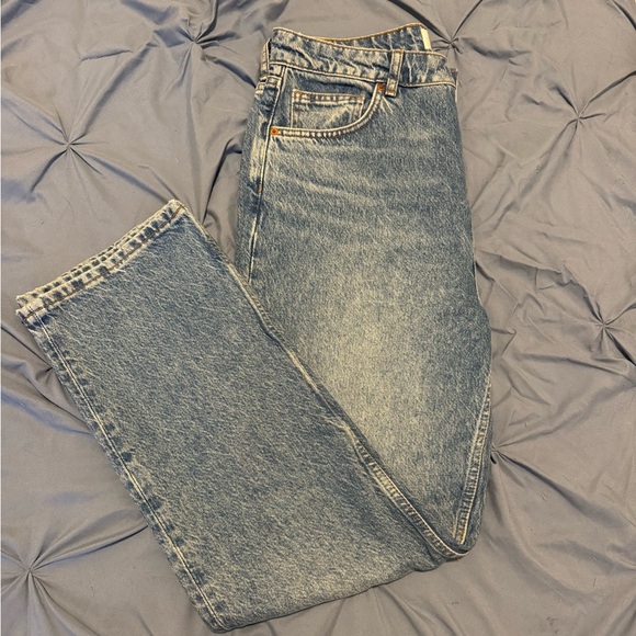 Reformation Cynthia High Rise Straight Jean - Picture 3 of 7